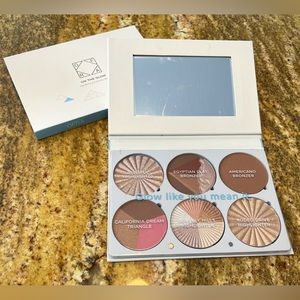 Ofra Cosmetics On The Glow highlighting & bronzing palette